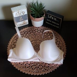 Victoria's Secret Body By Victoria Bra